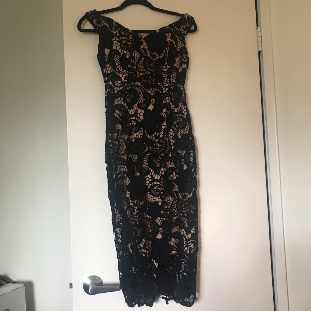 BLACK & NUDE CROCHET VICI MID DRESS!!